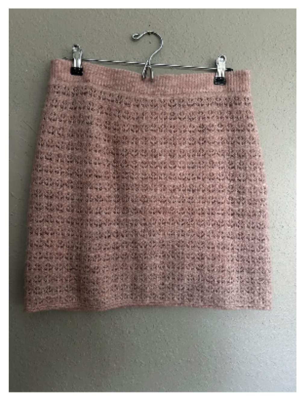 NWT House of Harlow 1960, Two Piece Crochet Knit Top & Skirt Set, Dusty Rose - Picture 3 of 4